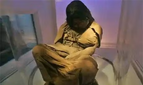 Tại sao người Inca cổ đại có tập tục hiến tế tim trẻ em? ảnh 2