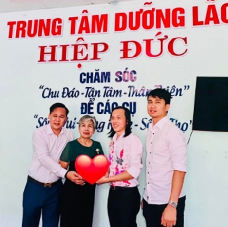 Hoai Linh tiep tuc lam tu thien sau on ao tung gay xon xao showbiz