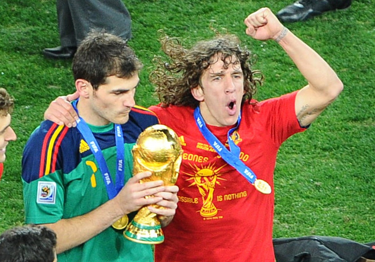 Casillas thong bao bi hack sau khi gay 