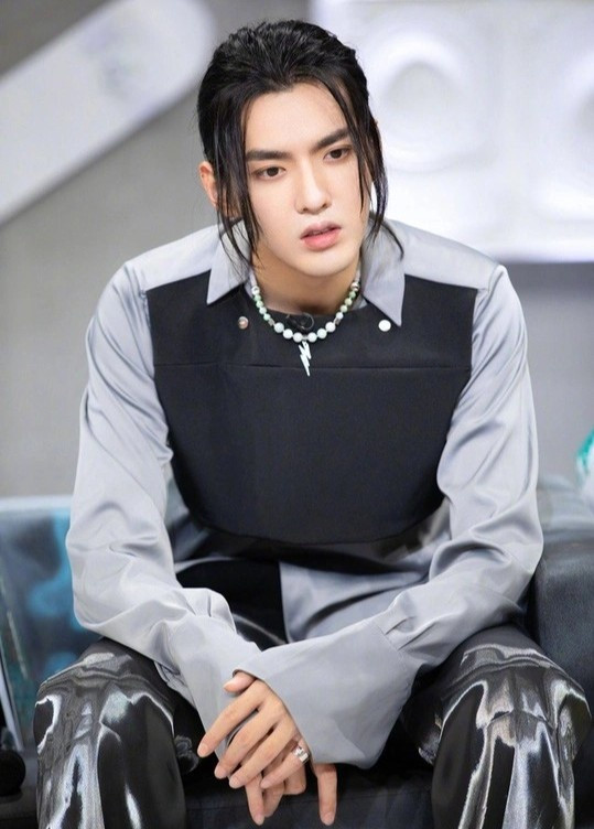 Be boi sex lat do de che nam than thao tung showbiz Trung Quoc-Hinh-5