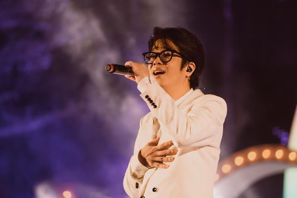 Bui Anh Tuan bi che kem phong do, la di chung hau COVID-19?