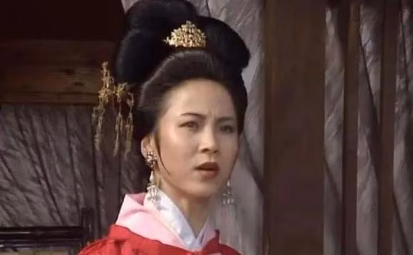 Phu nu hy sinh hon nhan chinh tri co ket cuc ra sao?-Hinh-2