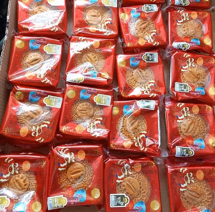 Sau Trung Thu, chợ mạng thanh lý bánh nướng bánh dẻo rẻ như cho Sau Trung Thu, cho mang thanh ly banh nuong banh deo re nhu cho
