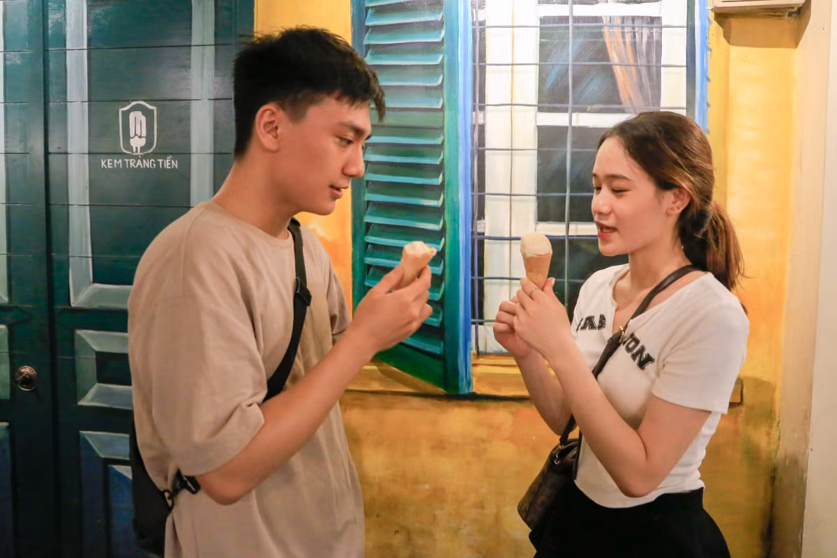 Gioi tre di an kem giai nhiet ngay he nong 38 do C-Hinh-7