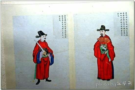 Ai khiến chúa Nguyễn Hoàng bỏ ý định ngấp nghé Đàng Ngoài? Ai khien chua Nguyen Hoang bo y dinh ngap nghe Dang Ngoai?