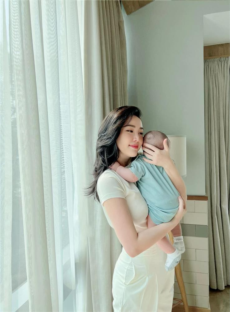 Bảo Thy đi hát chứng minh không có chuyện giải nghệ gì đâu nhé! - Hình 3 Bao Thy di hat chung minh khong co chuyen giai nghe gi dau nhe!-Hinh-3