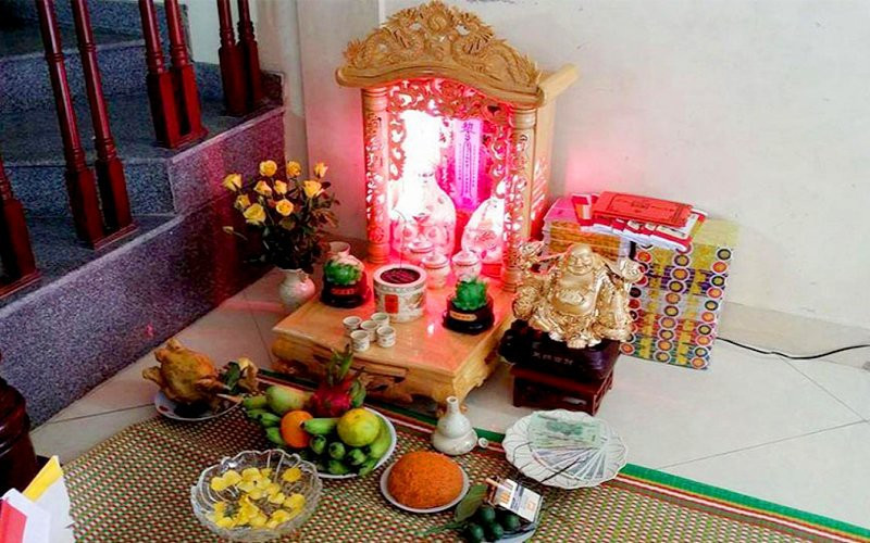 Lập ban thờ thần Tài như thế nào để rước tài lộc...về nhà? Lap ban tho than Tai nhu the nao de ruoc tai loc...ve nha?