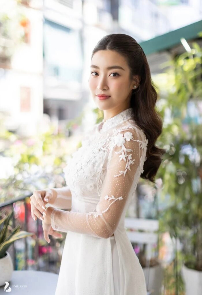 Y nghia thiep cuoi cua Do My Linh va con trai bau Hien-Hinh-10