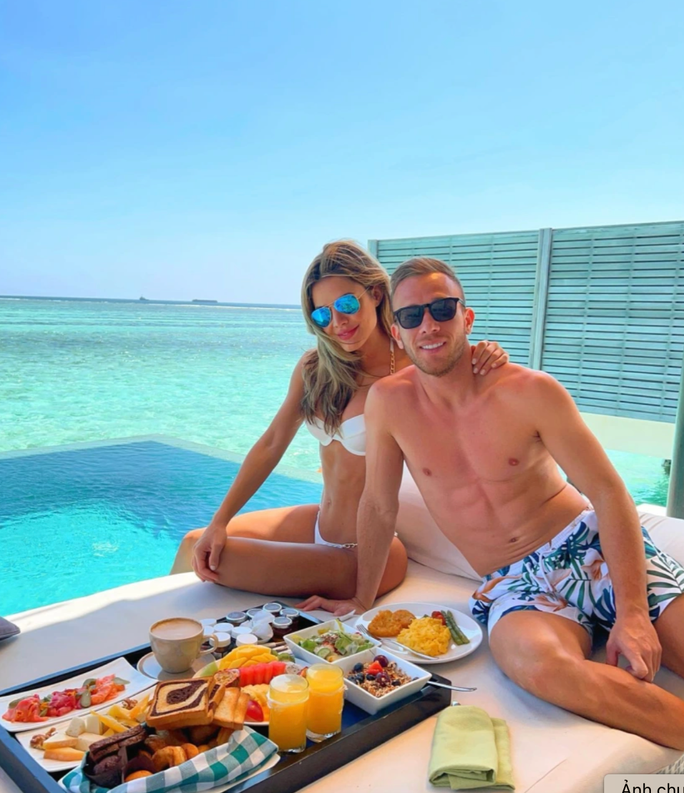 Ban gai thich bikini ti hon 