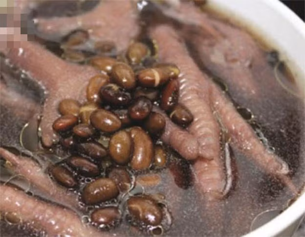 Canh chan ga nau do den theo cach nhanh gon sau-Hinh-5