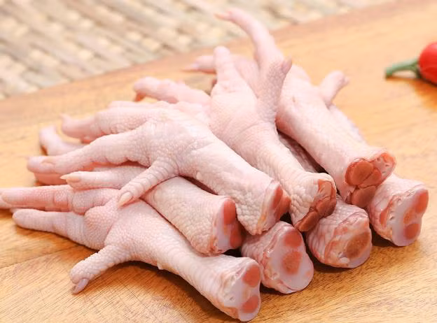 Canh chan ga nau do den theo cach nhanh gon sau-Hinh-2