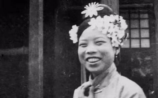 Phi tan kem sac nao dam ly hon vua vi yeu sinh ly?