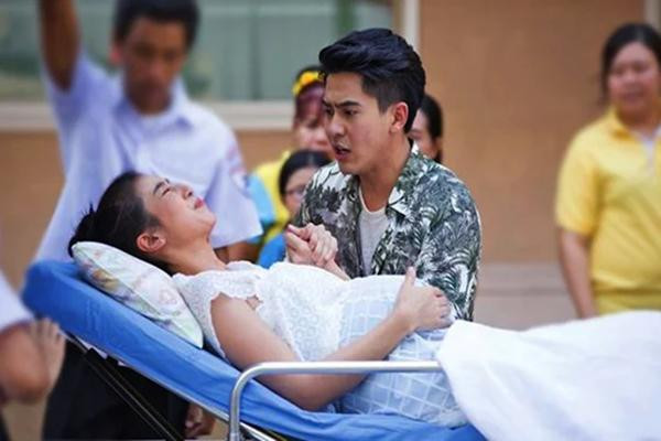 Di de gap bac si la nguoi yeu cu, san phu xiu tren ban mo-Hinh-2