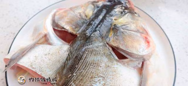 Bo phan rat re nhung dai bo cua ca lam theo cach nay ngon-Hinh-7