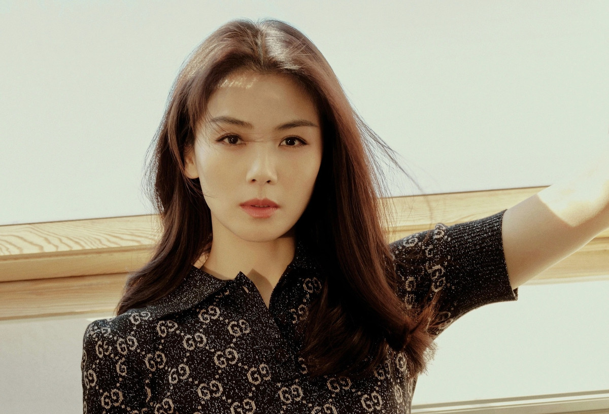 Nu dien vien be bang vi lay chong giau-Hinh-16