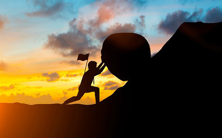  5. Người chăm chỉ. Thói quen lười nhác âm thầm hủy hoại tương lai chúng ta lúc nào không hay với những yên ổn mang tính tạm bợ. Đừng mơ rằng một ngày nào đó bất ngờ có quý nhân mang tới cho ta cuộc sống như mơ mà chẳng cần phải lao động.