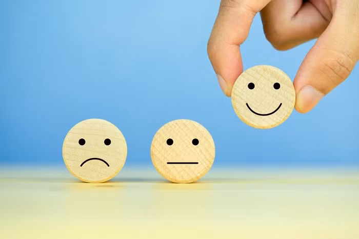 Vì thế, với bất cứ điều gì xảy ra thì cũng phải tỉnh táo để chuyển hướng suy nghĩ nó thành một điều tích cực.