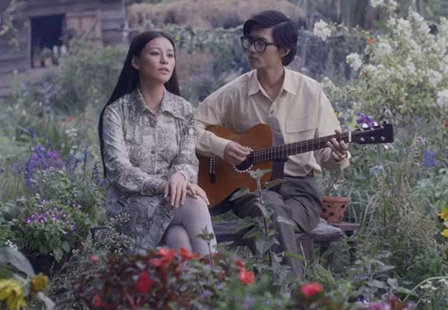 Ve goi cam cua Bui Lan Huong dong Khanh Ly trong 