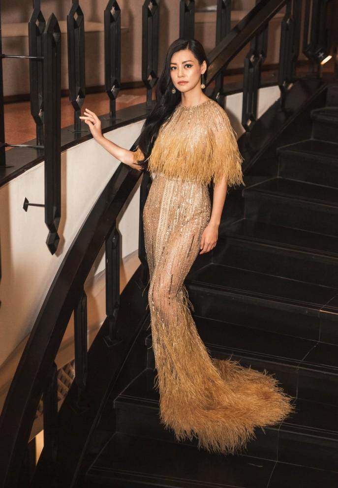 Ve goi cam cua Bui Lan Huong dong Khanh Ly trong 