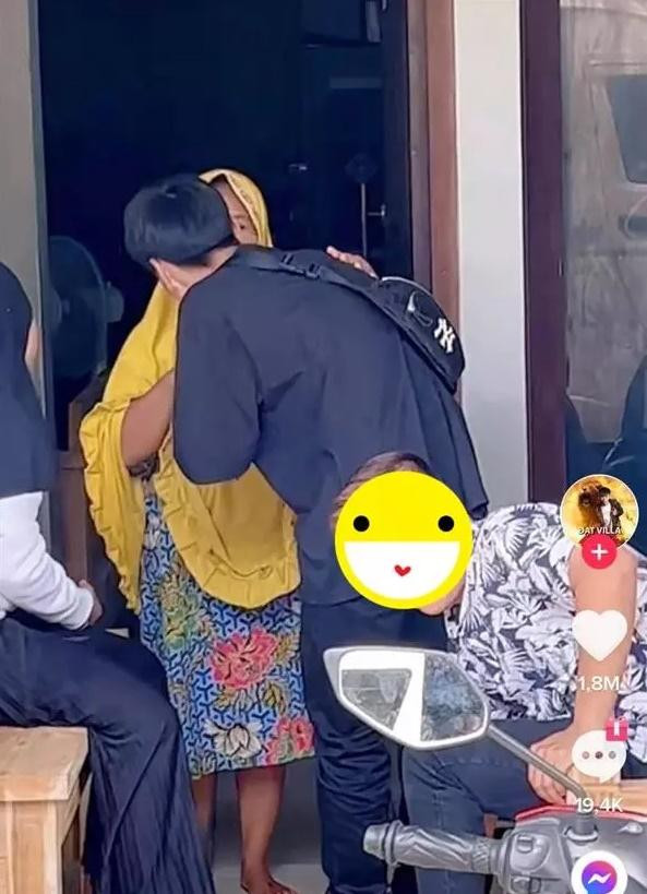 Đưa bạn gái về Việt Nam, Đạt Villa được "ting ting" khủng - Hình 4 Dua ban gai ve Viet Nam, Dat Villa duoc