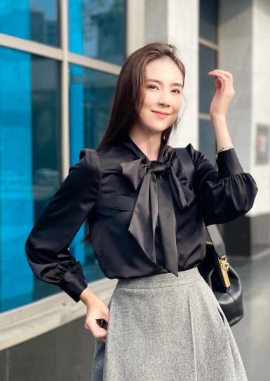 Style công sở 2 BTV VTV: Mai Ngọc thanh lịch, Ngọc Trinh sang chảnh - Hình 2 Style cong so 2 BTV VTV: Mai Ngoc thanh lich, Ngoc Trinh sang chanh-Hinh-2