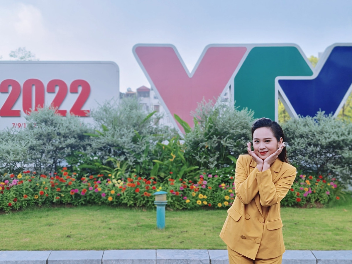 MC sinh nam 1996 linh moi VTV dan chung ket Olympia 2022