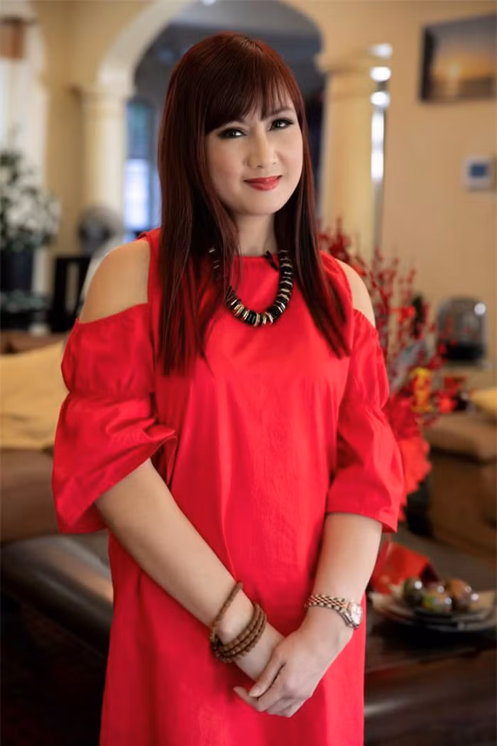 Cuoc song hien tai cua 'nu hoang anh lich' Hien Mai gio ra sao?-Hinh-2