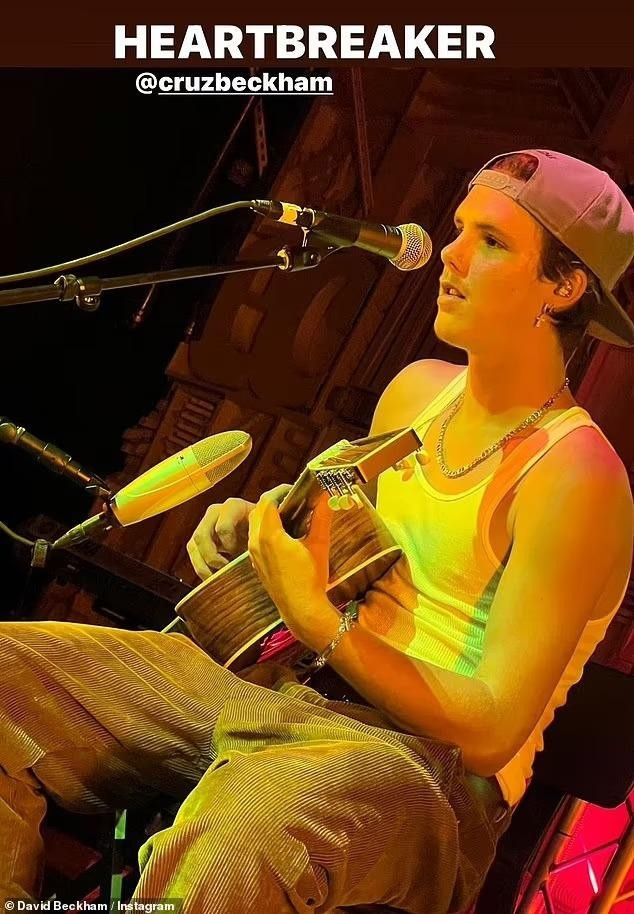 Con trai David Beckham sap lam ca si chuyen nghiep-Hinh-2