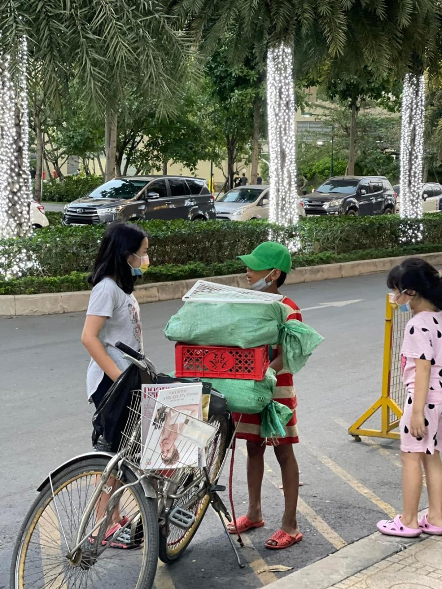 Luu Huong Giang thay am long vi hanh dong cua con gai