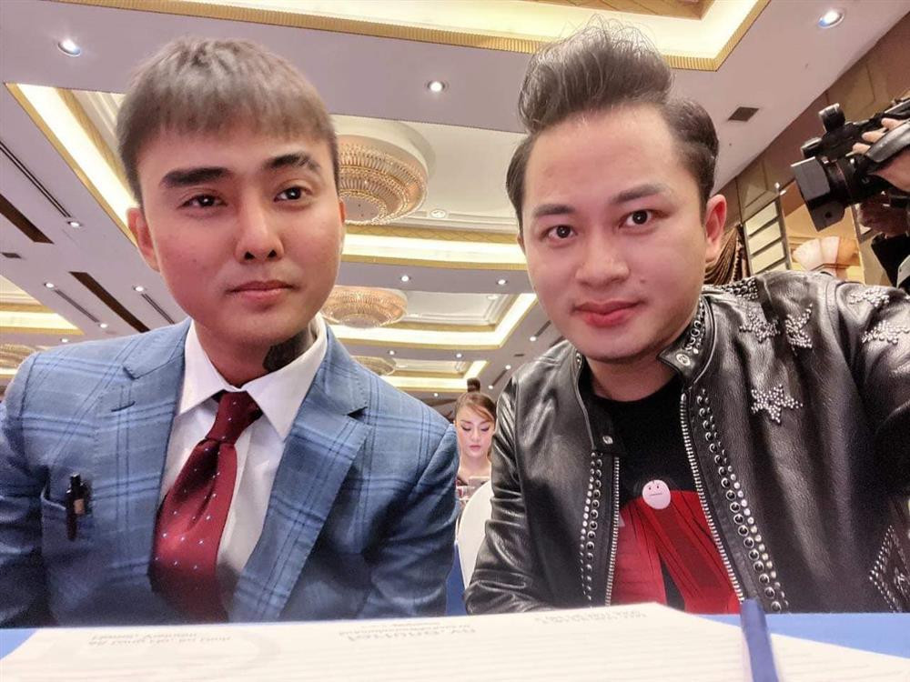 Tùng Dương "ăn mày quá khứ" 20 năm trước, diện mạo ngỡ ngàng - Hình 8 Tung Duong