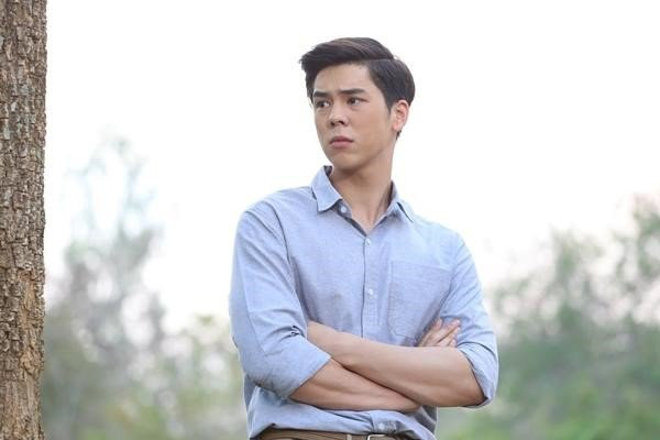 Đưa tiền Tết cho vợ, đêm khuya tôi choáng nhìn phòng ngủ - Hình 2 Dua tien Tet cho vo, dem khuya toi choang nhin phong ngu-Hinh-2