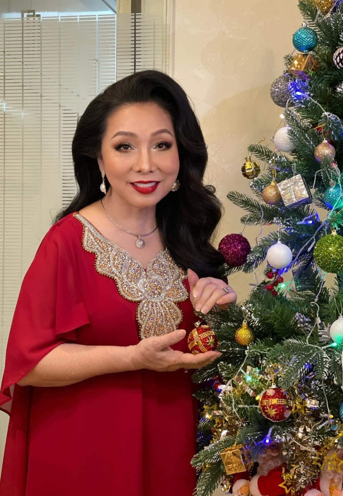 NSND Bạch Tuyết cám ơn những lời chúc của mọi người trong dịp sinh nhật.