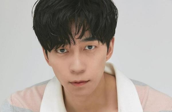 Mỹ nam Hàn từng đi chơi với Midu thừa nhận không có tài diễn xuất - Hình 2 My nam Han tung di choi voi Midu thua nhan khong co tai dien xuat-Hinh-2