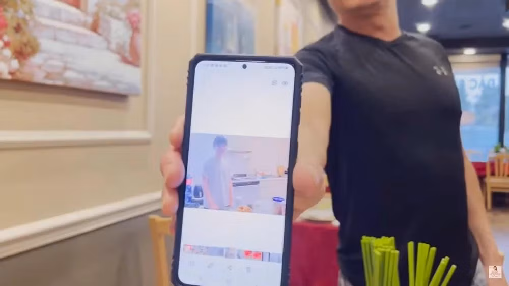 Bo ruot be Xuan Mai tai My: Lay vo moi, de them con-Hinh-3