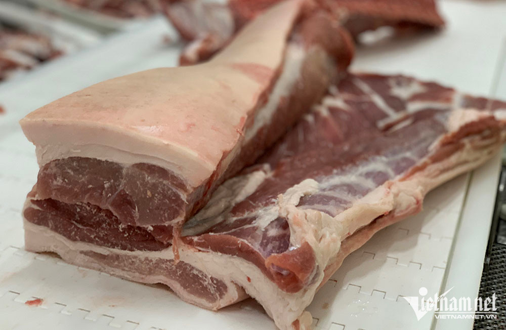 Chi 1,2 ty USD nhap khau thit, hang lau van tuon ve Viet Nam