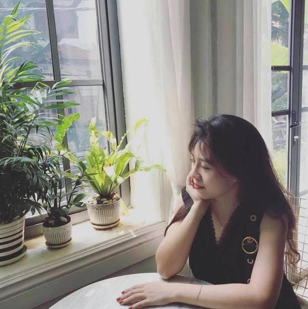 Loạt Fanpage lấy ảnh nữ sinh lớp 7 câu view phản cảm - Hình 3 Loat Fanpage lay anh nu sinh lop 7 cau view phan cam-Hinh-3