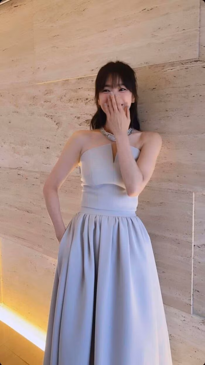 Song Hye Kyo nhin y het 'bup be song'-Hinh-9