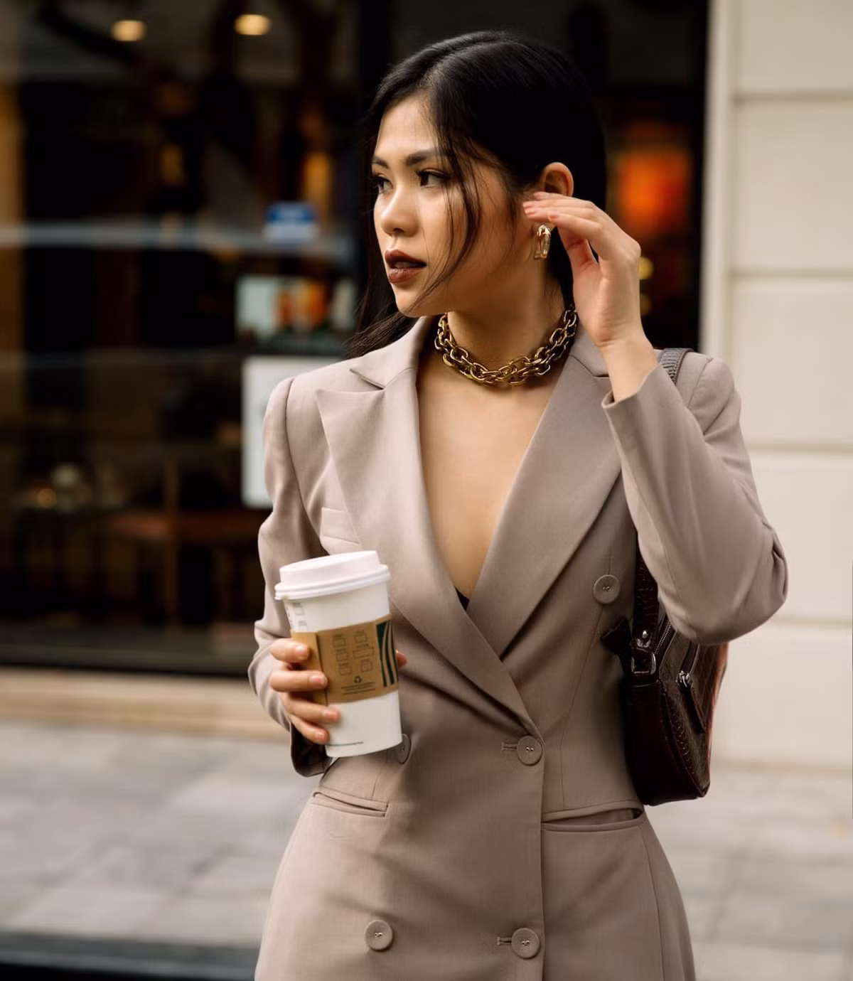 Cuu tiep vien hang khong chua man ma tro lai hau Covid-19-Hinh-2