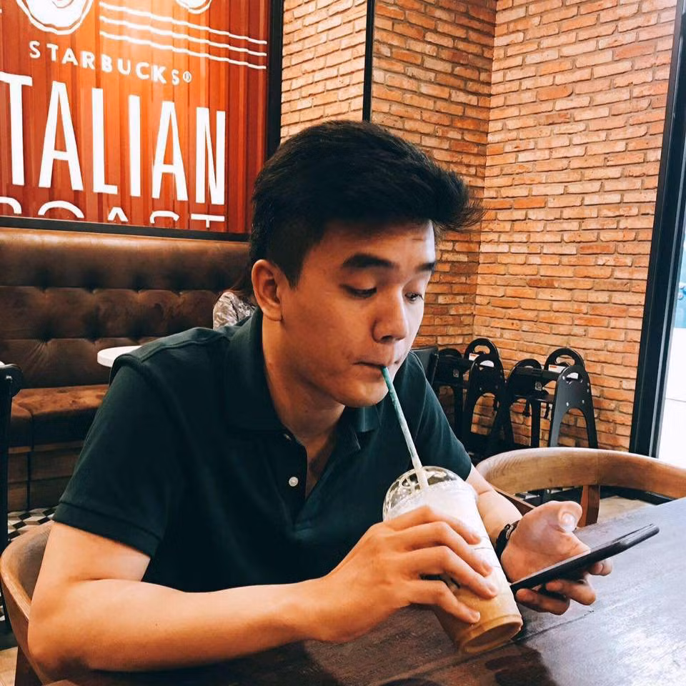 Cuu tiep vien hang khong chua man ma tro lai hau Covid-19-Hinh-3