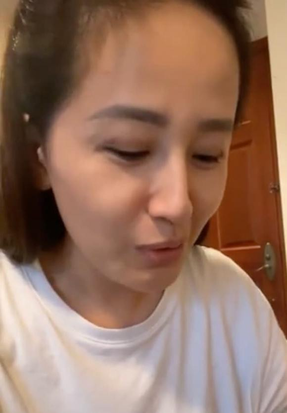 Mai Phuong Thuy mat moc an mi, netizen khau chien-Hinh-3