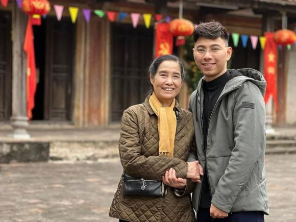 Loat anh cuoc song doi thuong it biet cua dien vien Ngoc Tan-Hinh-7