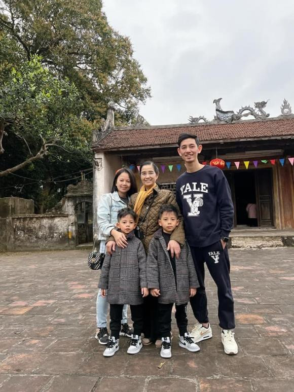 Loat anh cuoc song doi thuong it biet cua dien vien Ngoc Tan-Hinh-8