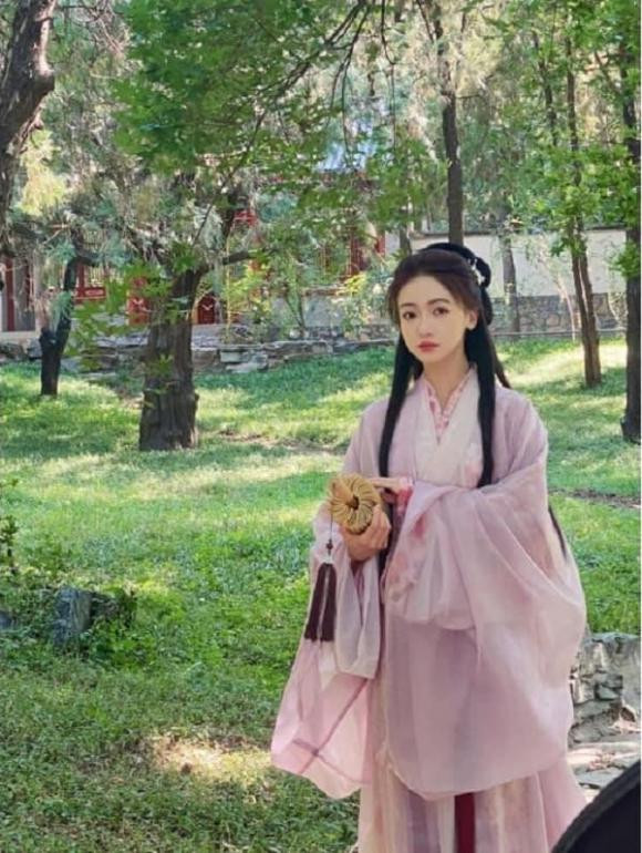 Ngo Can Ngon gay soc voi visual co trang dep trong veo-Hinh-8