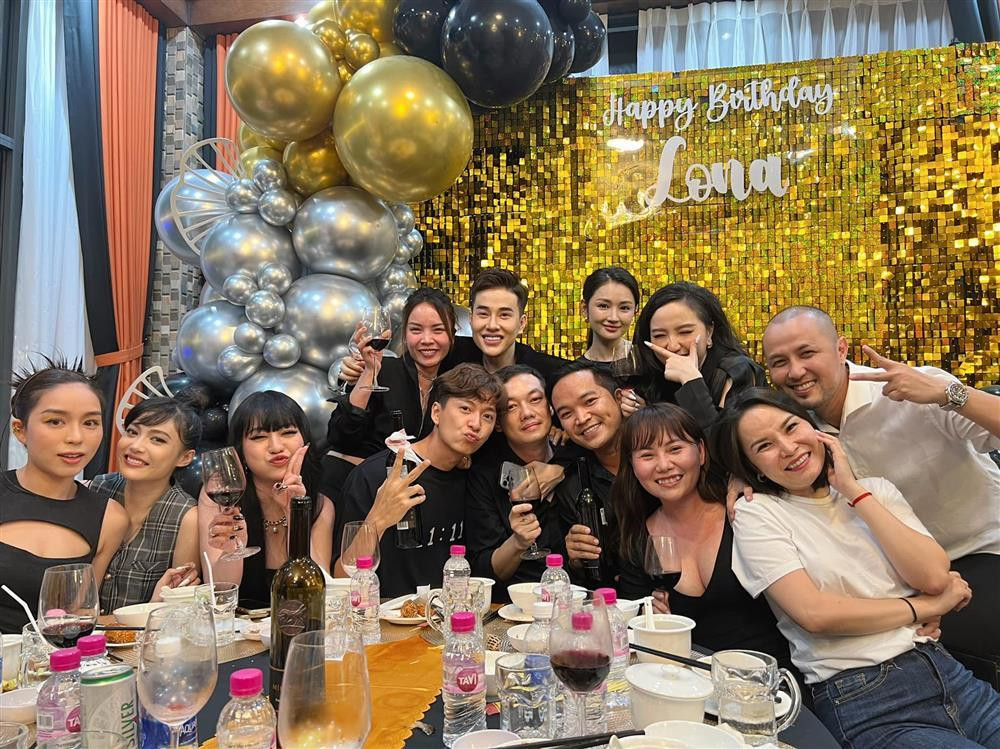 Ngô Kiến Huy, Khổng Tú Quỳnh "bơ đẹp" tại tiệc sinh nhật Bảo Thy - Hình 7 Ngo Kien Huy, Khong Tu Quynh