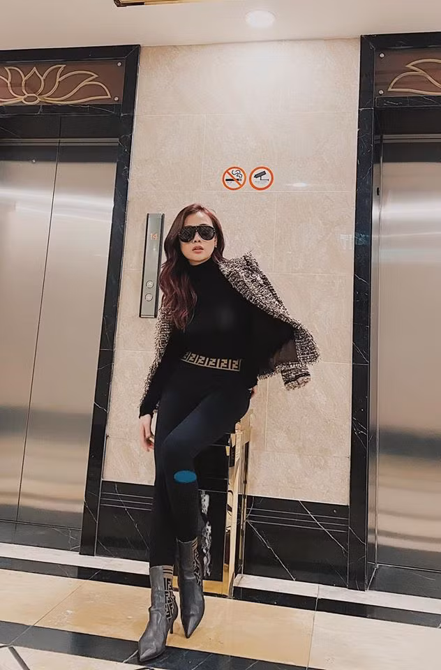 4 my nhan VTV so huu gu thoi trang nong bong-Hinh-3