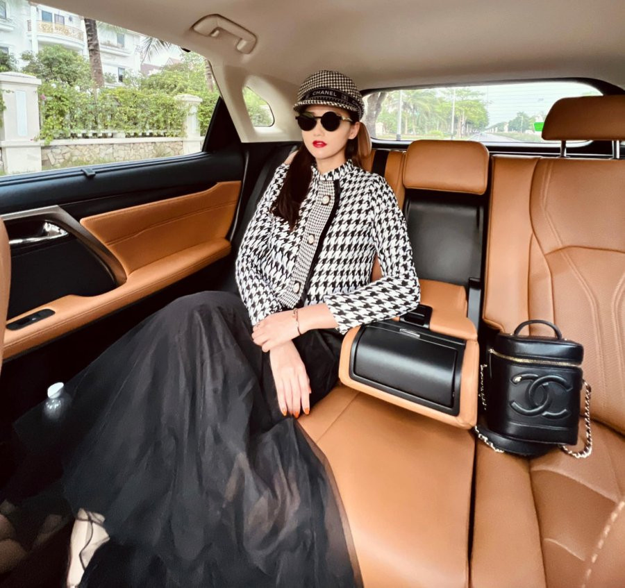 4 mỹ nhân VTV sở hữu gu thời trang nóng bỏng - Hình 11 4 my nhan VTV so huu gu thoi trang nong bong-Hinh-11