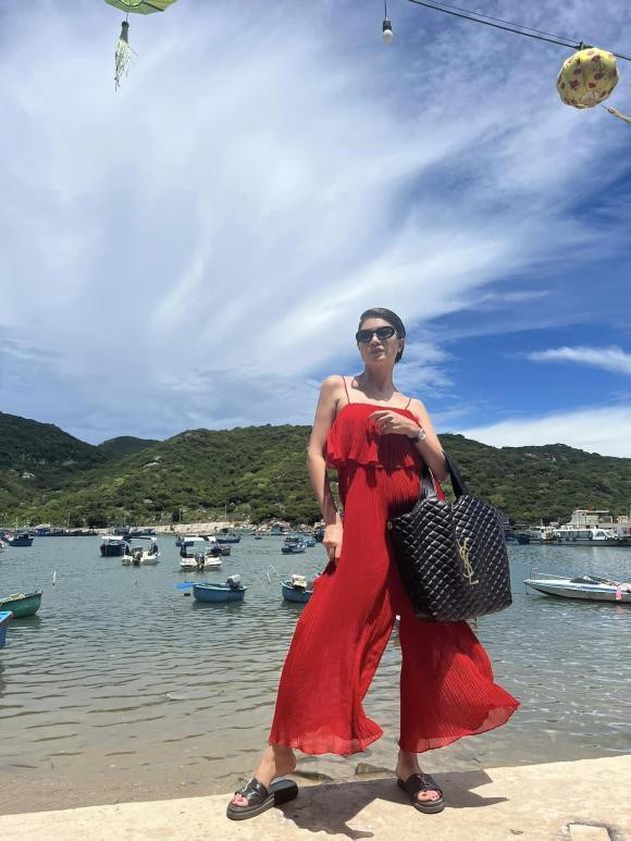 Dung tui 100 trieu, Ngoc Trinh than thai khac han Trang Tran-Hinh-4