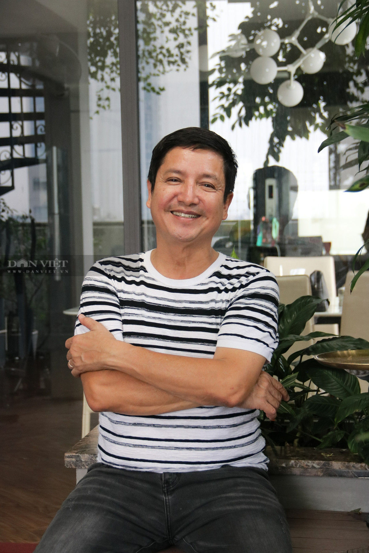 NSƯT Chí Trung: “Tôi là bệnh nhân tự kỷ đầu tiên ở Việt Nam” - Hình 2 NSUT Chi Trung: “Toi la benh nhan tu ky dau tien o Viet Nam”-Hinh-2