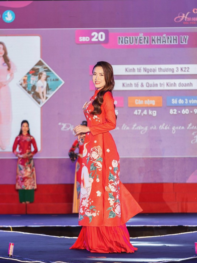 Nu sinh Tai nang DH Hai Phong: Am nhac, vu dao chua lanh tam hon-Hinh-2