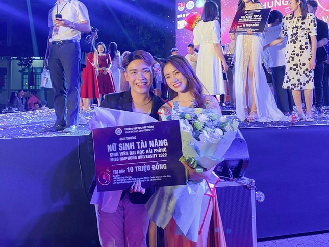 Nu sinh Tai nang DH Hai Phong: Am nhac, vu dao chua lanh tam hon-Hinh-6